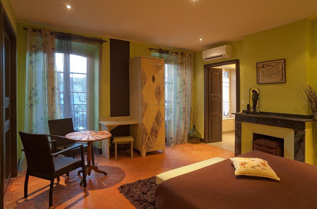 Bed & Breakfast Demeure Du Pareur Villeneuve-Minervois エクステリア 写真
